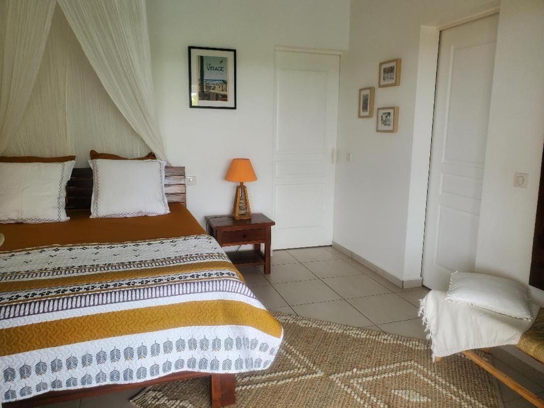 Chambre D'Hote Avec Vue Mer Grand-Bourg  Bagian luar foto